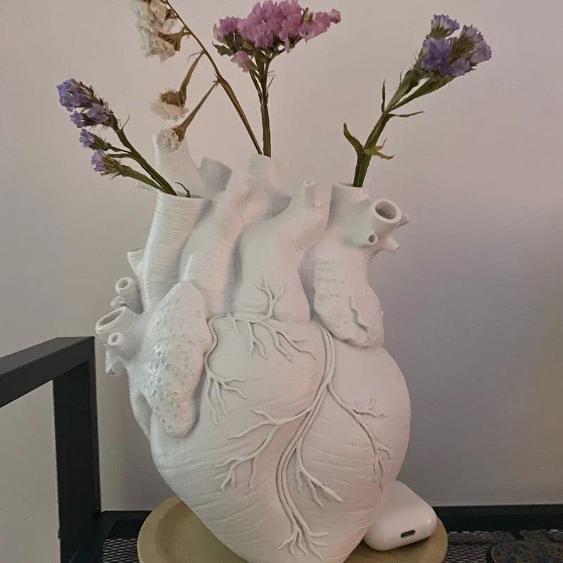 DecorBites™ Heart Shape Resin Flower Vase Desktop Ornament Bouquet Holder Home Decor
