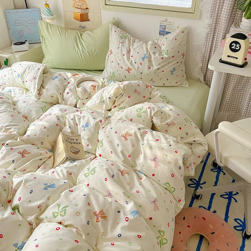 DecorBites™ Cartoon Print Quilt Cover Set for King Queen Beds - All Seasons Comfort