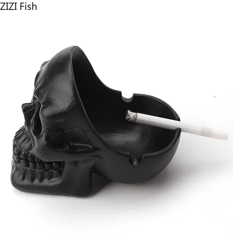 DecorBites™ Creative Skull Ashtray - Halloween Decor & Smoking Accessory, Portable & Windproof Resin Craft Gift