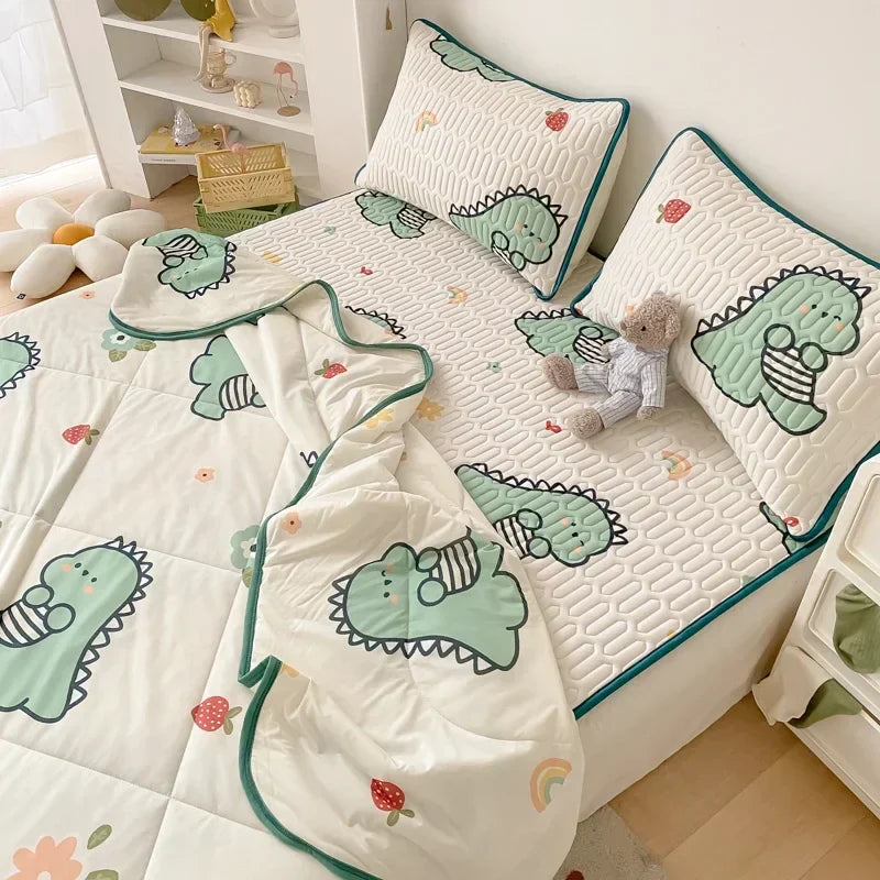DecorBites™ Cool Feeling Silky Summer Comforter & Latex Fitted Sheet Set