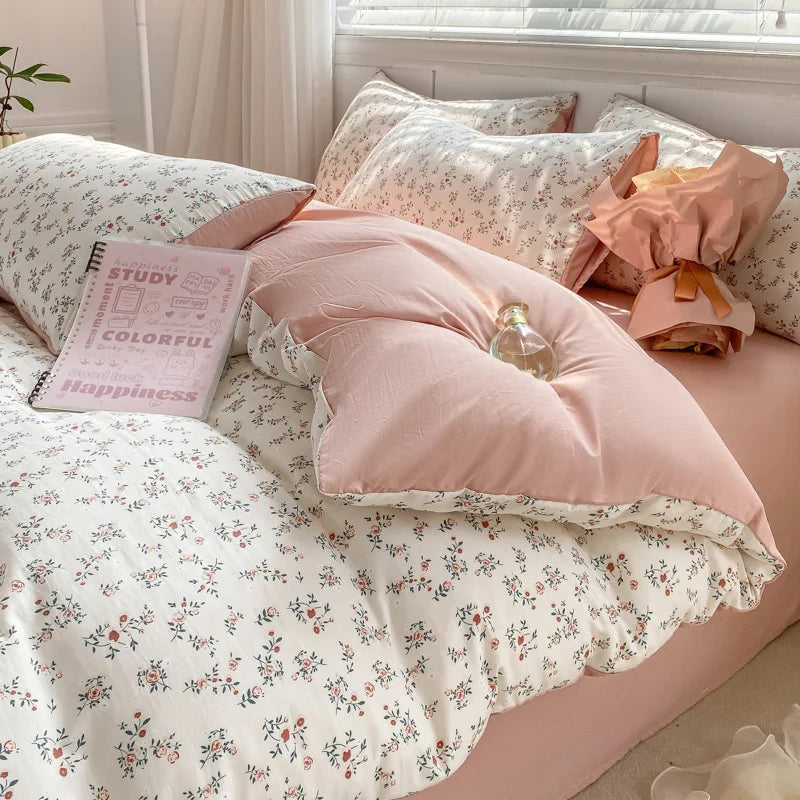 DecorBites™ Cartoon Heart Floral Print Duvet Set with Bed Sheet & Pillowcases