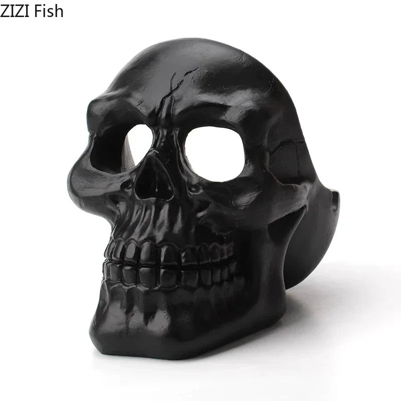 DecorBites™ Creative Skull Ashtray - Halloween Decor & Smoking Accessory, Portable & Windproof Resin Craft Gift