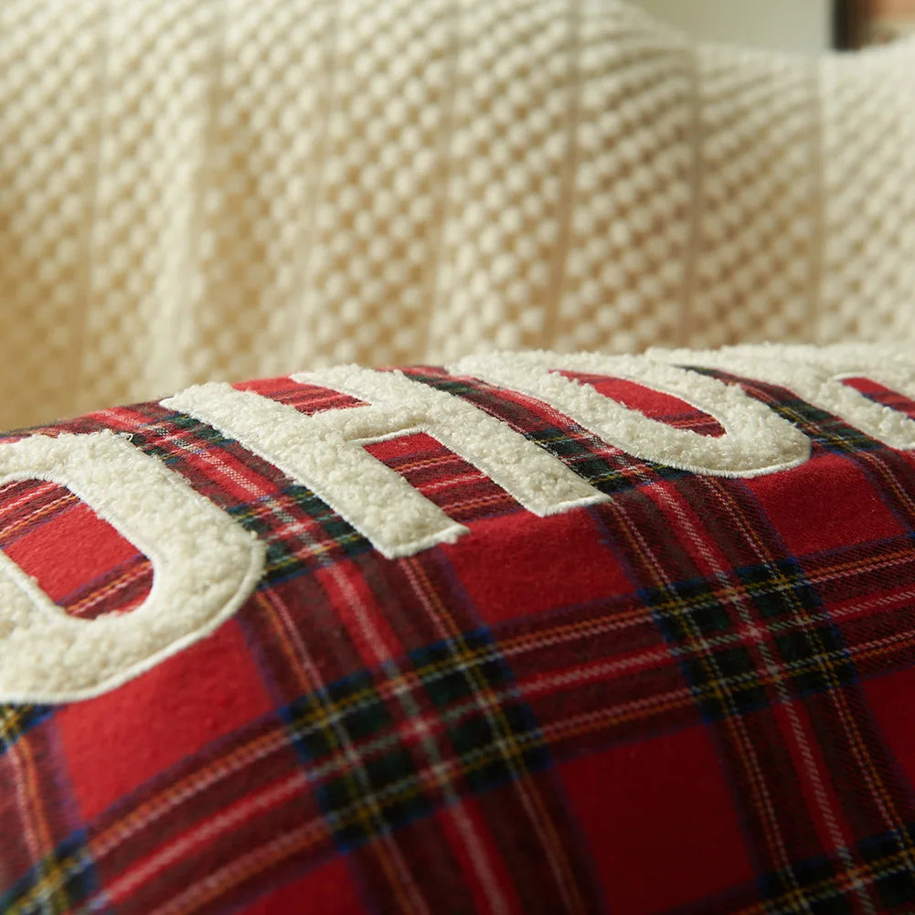 DecorBites™ Christmas Plaid Print Pillow Case Set - Festive Holiday Home Decor