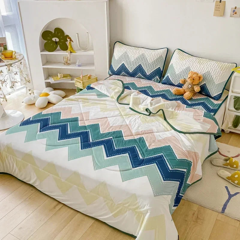 DecorBites™ Cool Summer Blanket Set with Latex Bed Mat - Lightweight Breathable Comforter Bedding