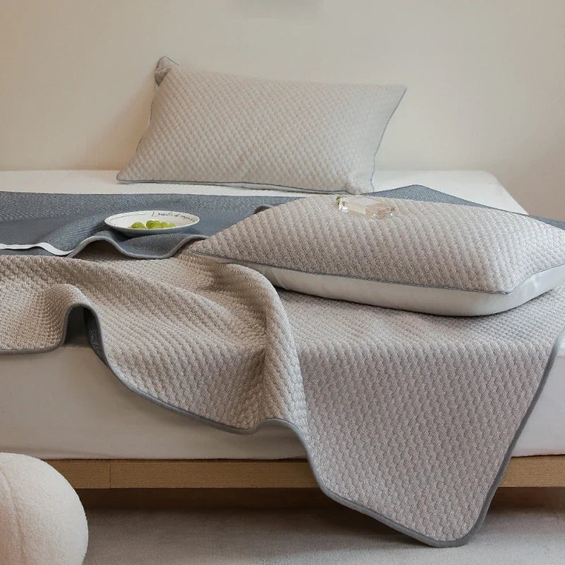 DecorBites™ Ice Bean Cooling Mat & Pillowcase Set - Premium Bed Cooling Technology