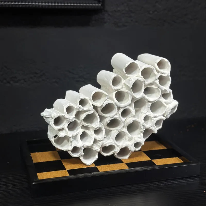 DecorBites™ Abstract Honeycomb Mesh Conduit Handicraft Figurines for Stylish Home Decor
