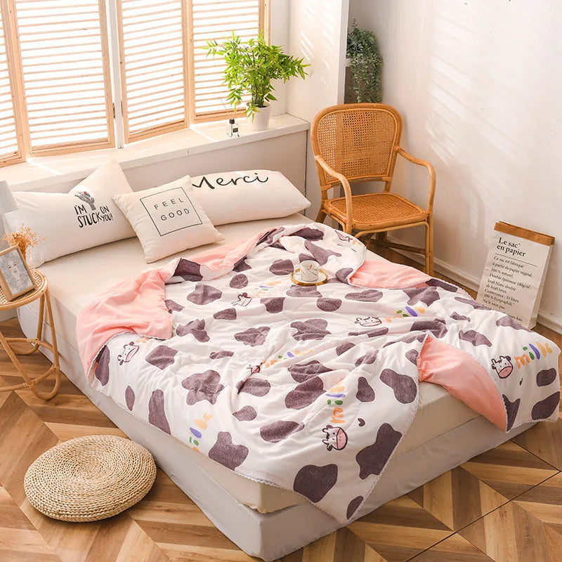 DecorBites™ Cartoon Print Quilted Double Blanket for Queen Size Bed