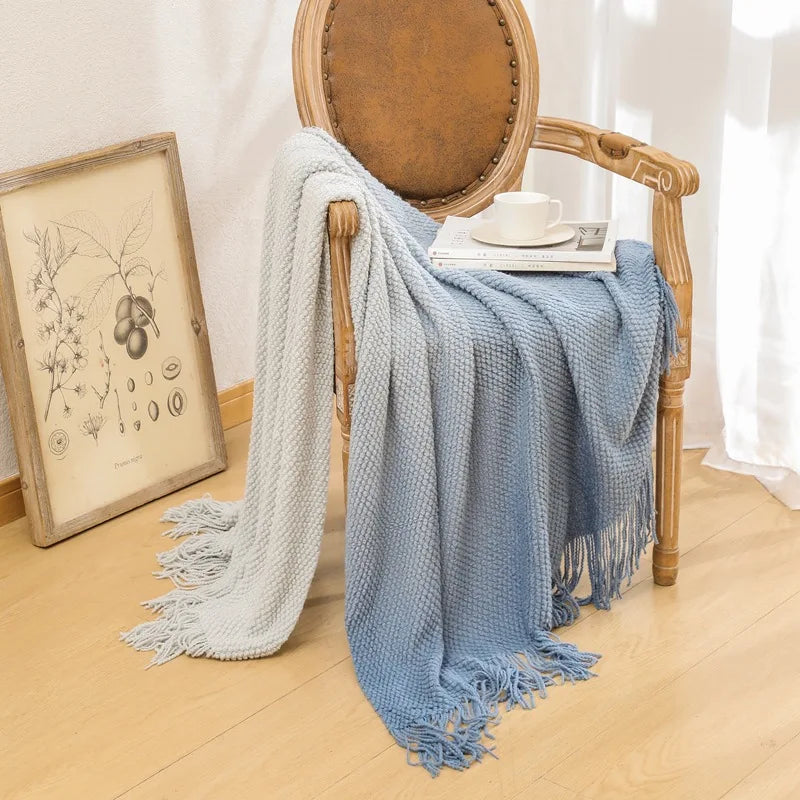 DecorBites™ Gradient Pineapple Grid Knit Blanket - All-Season Comfort for Adults & Kids