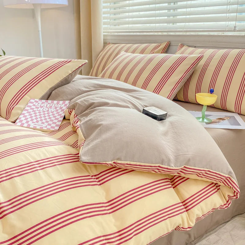 DecorBites™ Cartoon Heart Floral Print Duvet Set with Bed Sheet & Pillowcases
