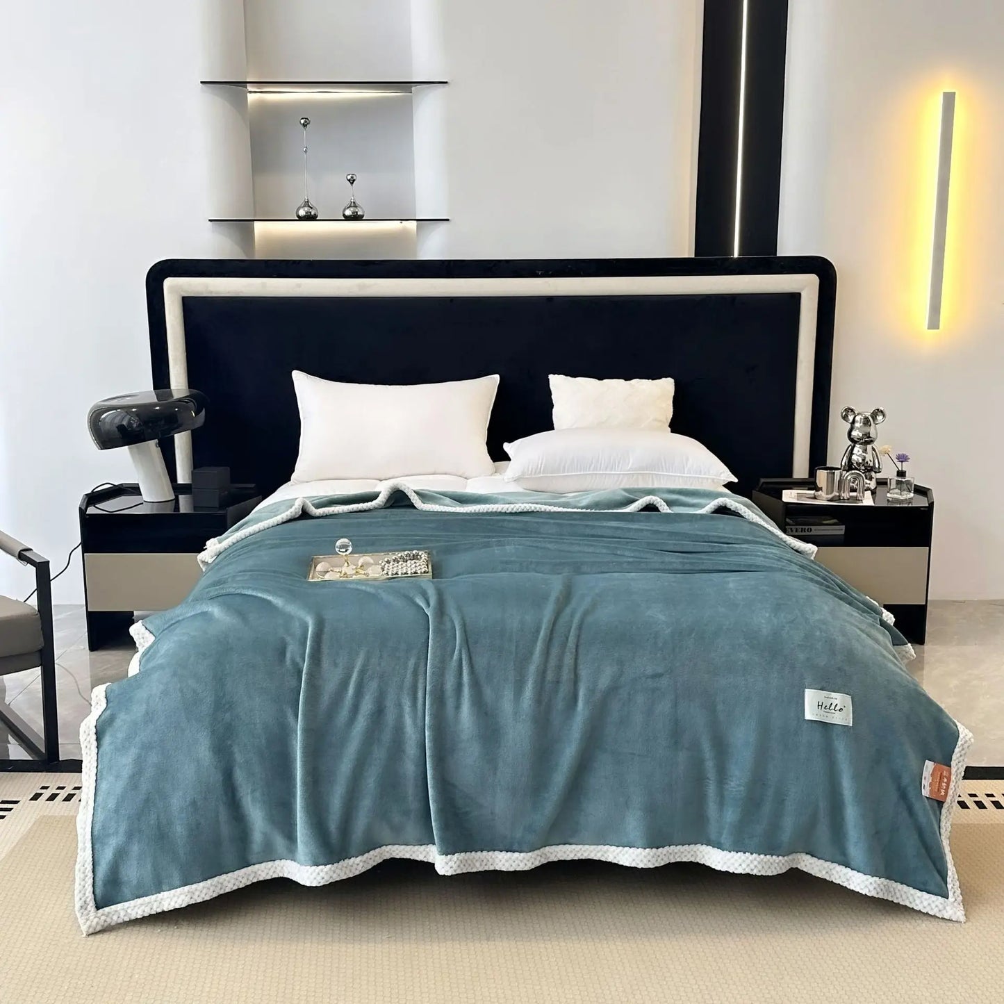 DecorBites™ Cozy Flannel Nap Blanket - Solid Color Warmth