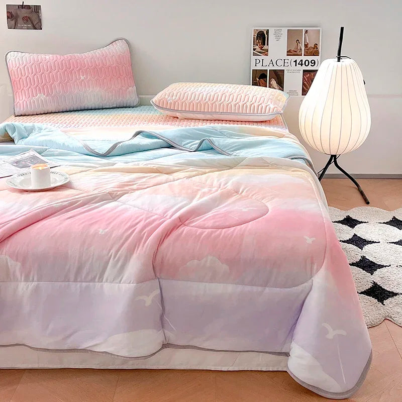 DecorBites™ Cool Feeling Silky Summer Comforter & Latex Fitted Sheet Set