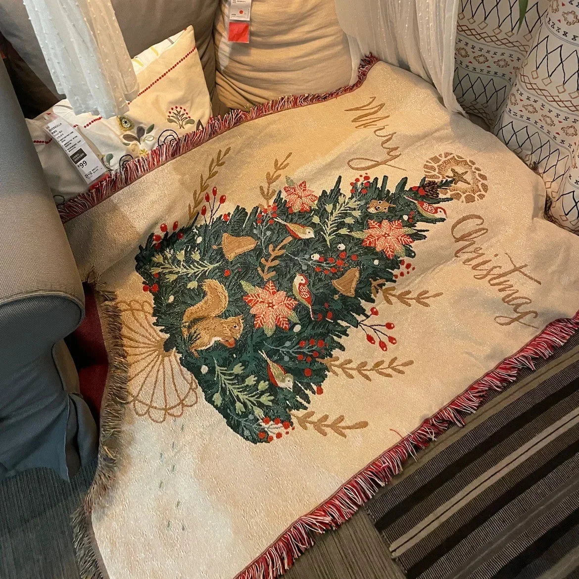 DecorBites™ Christmas Throw Blanket - Festive Living Room Decor & Sofa Towel