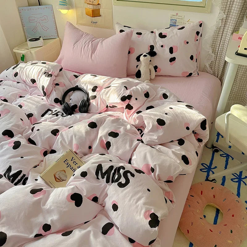 DecorBites™ Cartoon Print Quilt Cover Set for King Queen Beds - All Seasons Comfort