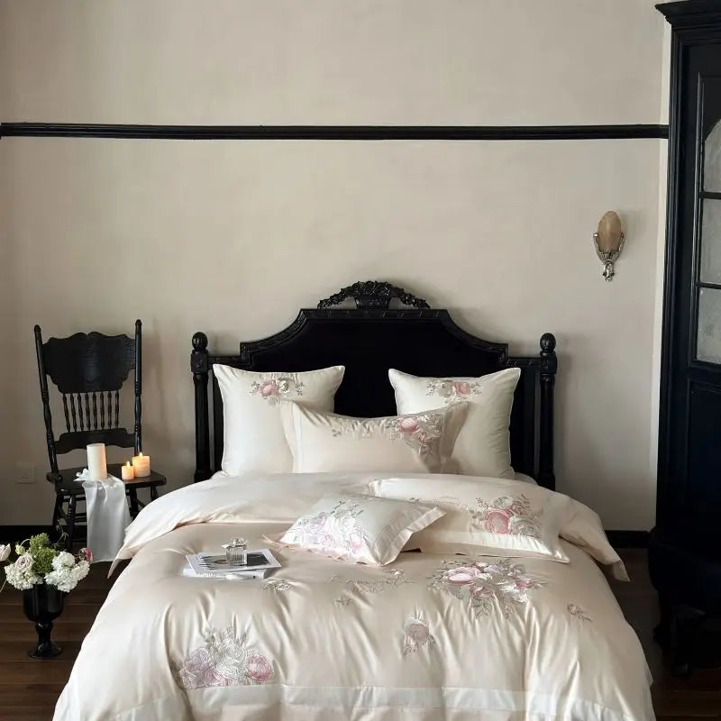 DecorBites™ 4-Pc Flowers Embroidery Bedding Set 1000TC Egyptian Cotton Duvet Cover Sheets