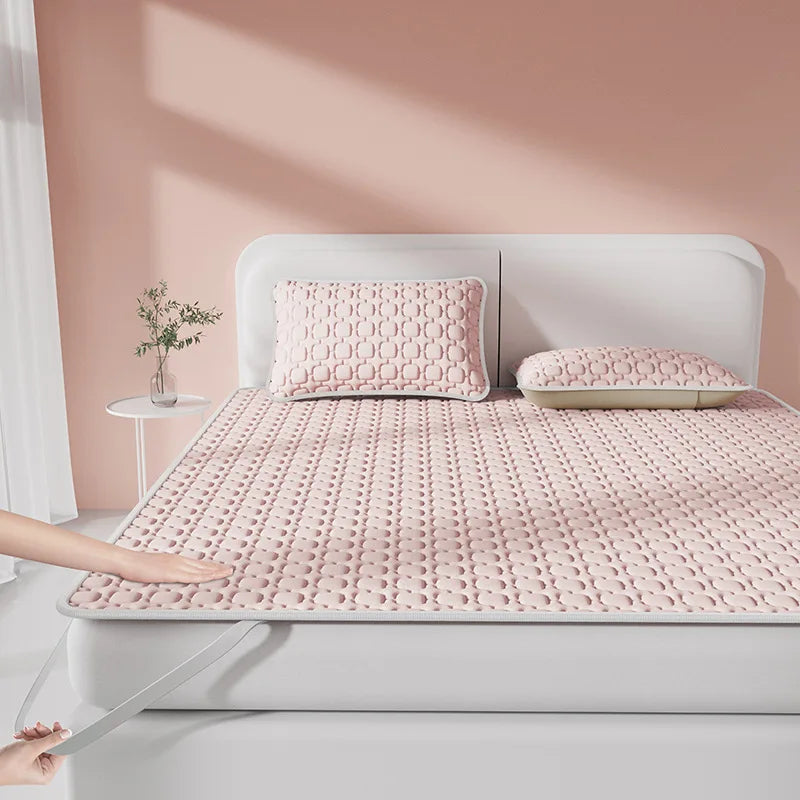 DecorBites™ Cooling Latex Pad | Anti-Slip Design | Multi-Layer Structure | Foldable Mattress