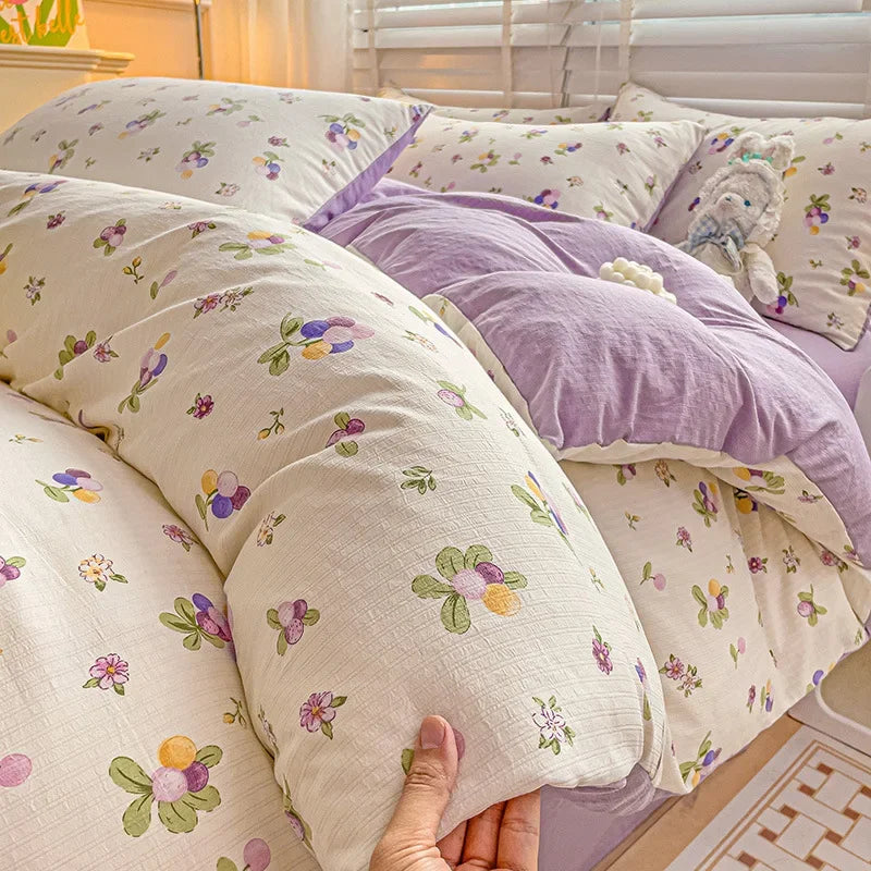 DecorBites™ Cartoon Pattern Cotton Bedding Set with Double-Layer Quilt Cover & Super Soft Bedsheet