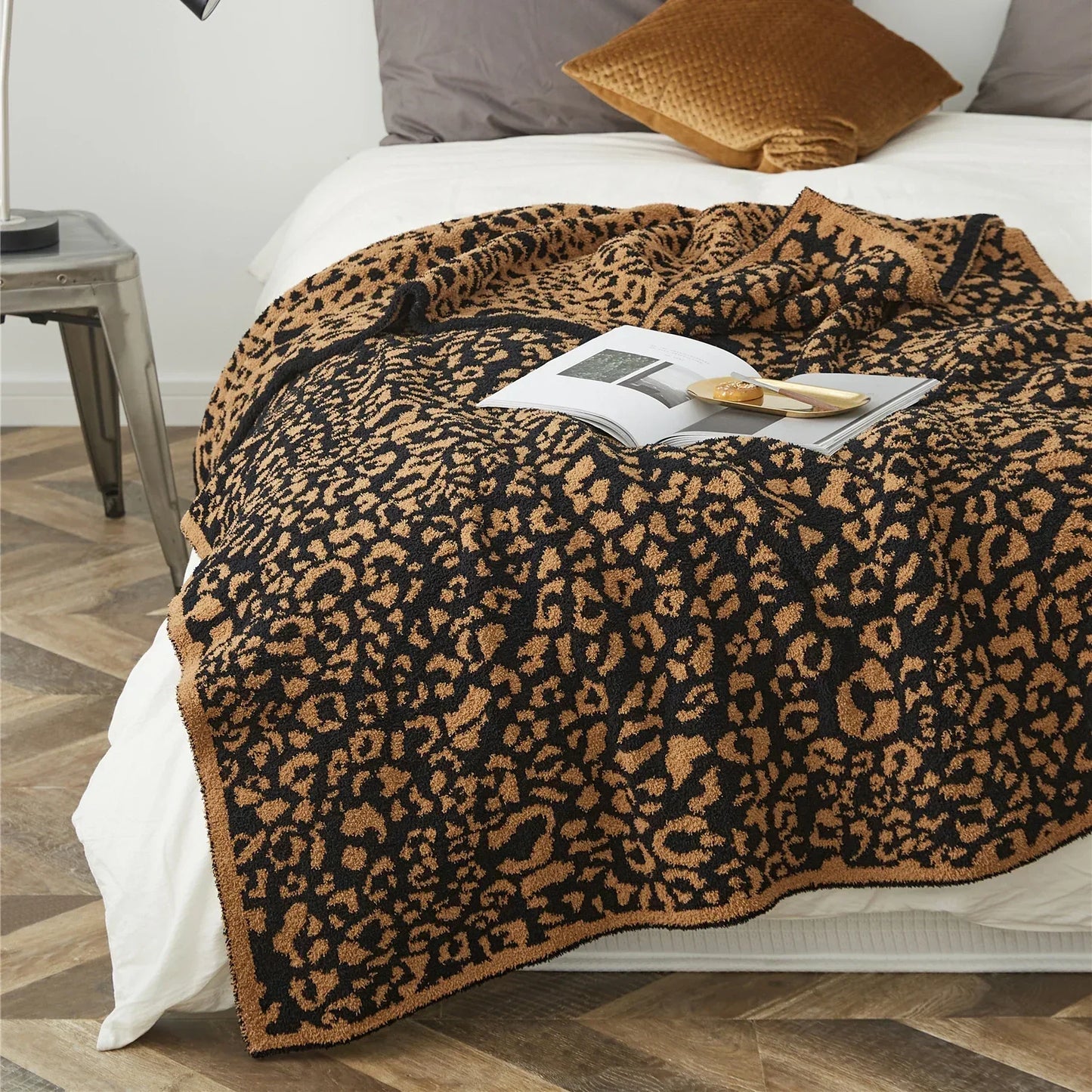 DecorBites™ Cozy Leopard Print Knitted Blanket - Winter Faux Fur Microfiber Throw