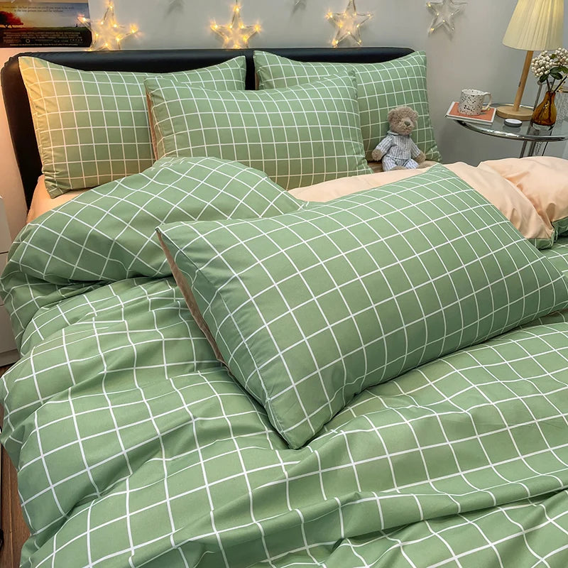 DecorBites™ Cozy Nordic Plaid Bedding Set - Queen/King Size