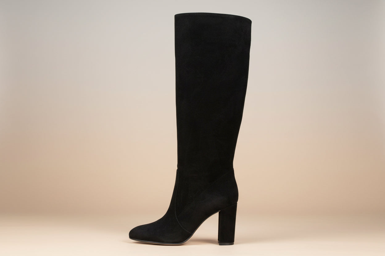 Suede Pleated High Heel Thick Heel Pointed Sleeve Boots