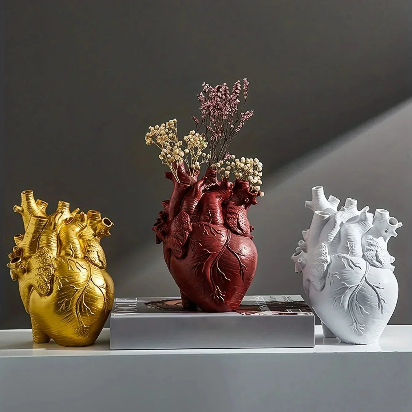 DecorBites™ Anatomical Heart Resin Vase - Glam Decor