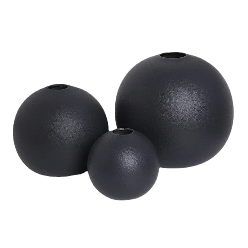 DecorBites™ Black & White Ceramic Round Vase
