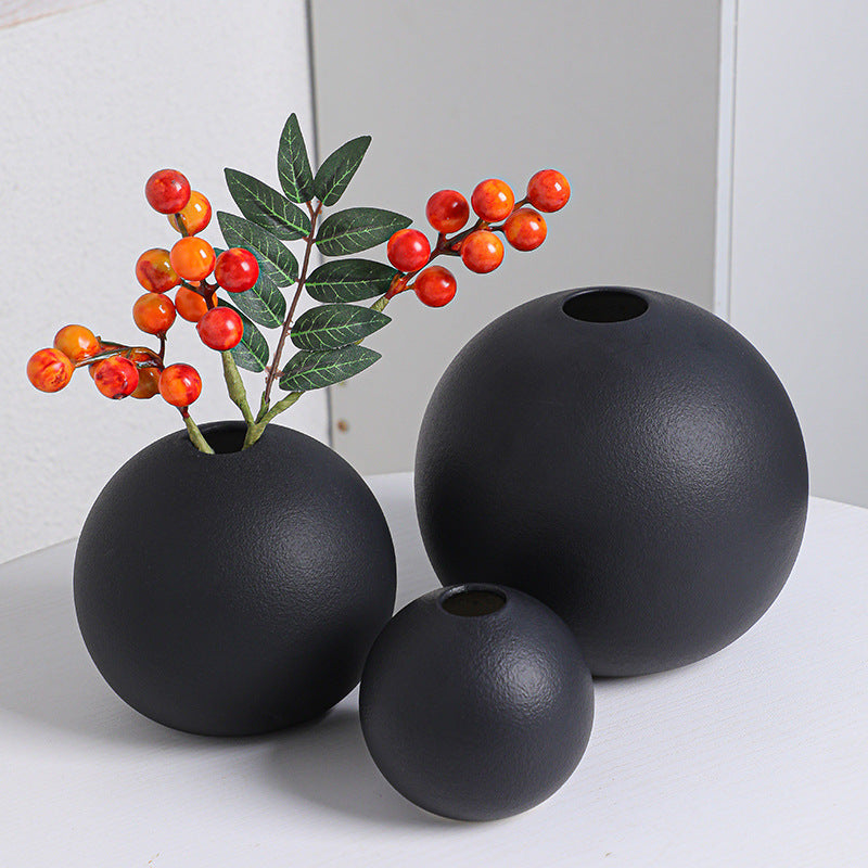 DecorBites™ Black & White Ceramic Round Vase