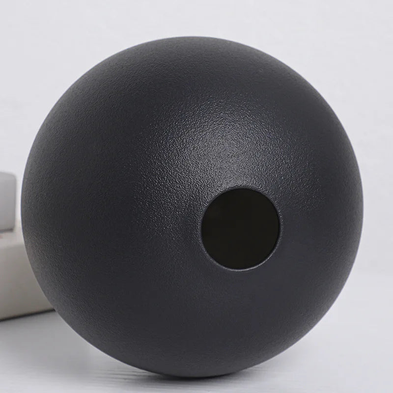 DecorBites™ Black & White Ceramic Round Vase
