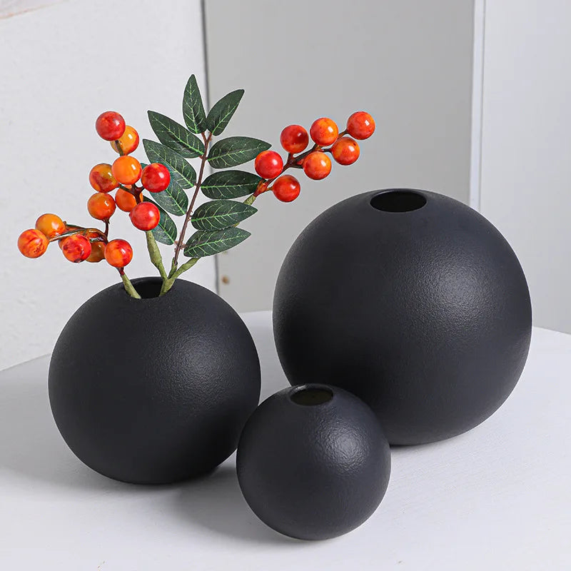 DecorBites™ Black & White Ceramic Round Vase