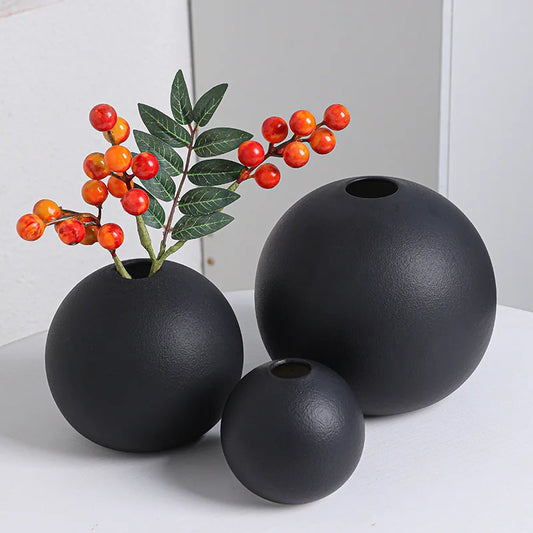 DecorBites™ Black & White Ceramic Round Vase