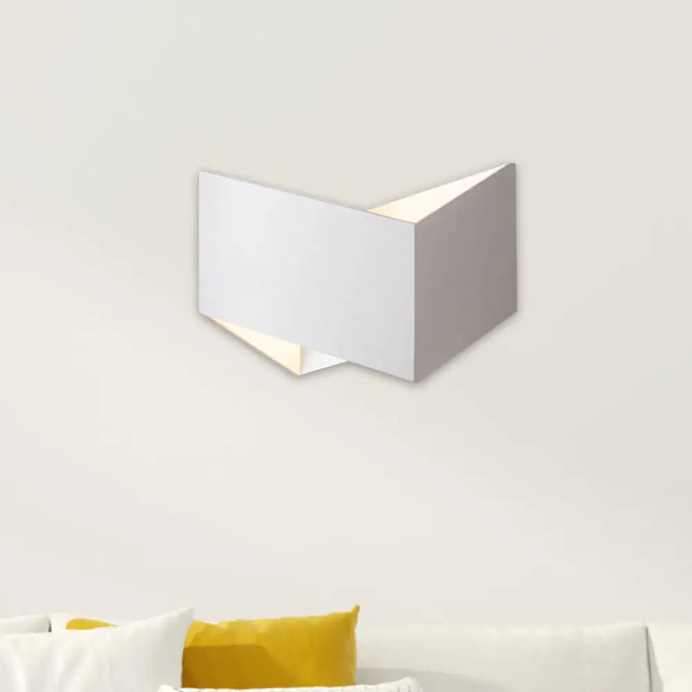 DecorBites™ Geometric LED Wall Sconce in White/Black for Modern Stairways