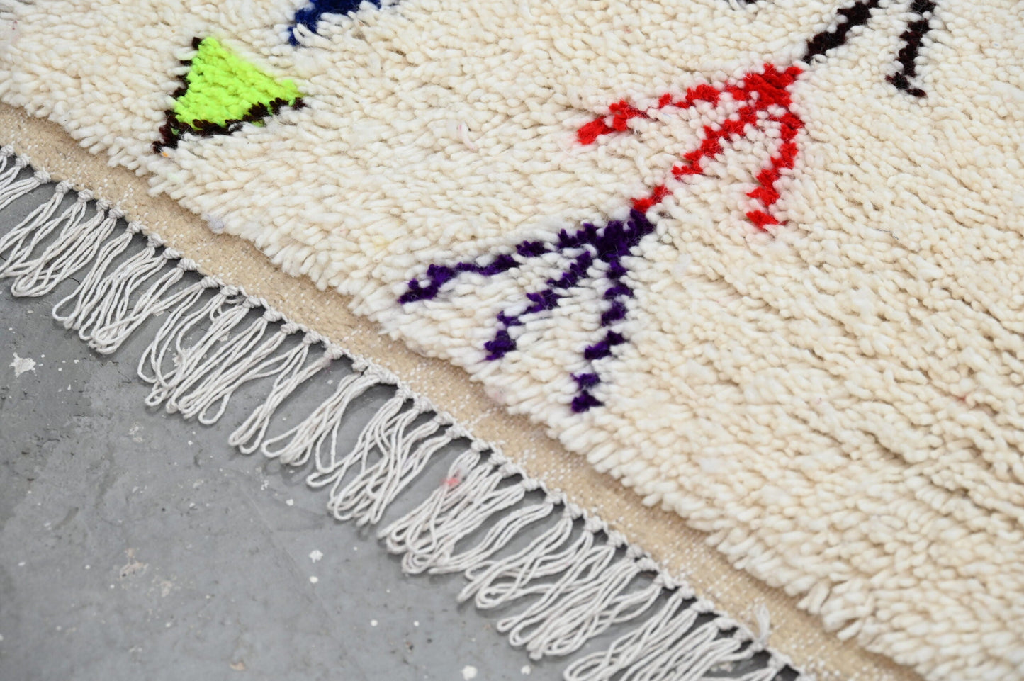 DecorBites™ Handmade Moroccan Azilal Rug - 231x152 cm