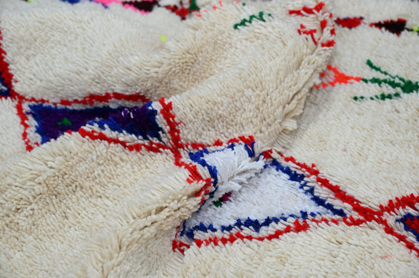 DecorBites™ Handmade Moroccan Azilal Rug - 231x152 cm