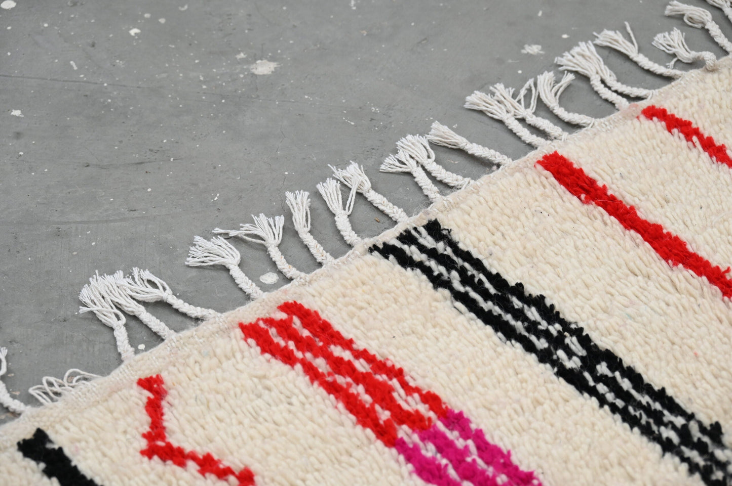 DecorBites™ Handmade Moroccan Azilal Rug - 253x144 cm