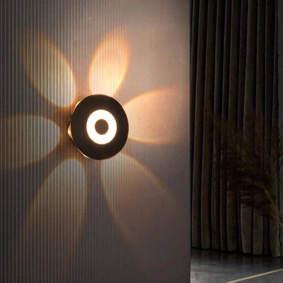 DecorBites™ Latoya | LED Outdoor Wall Sconce