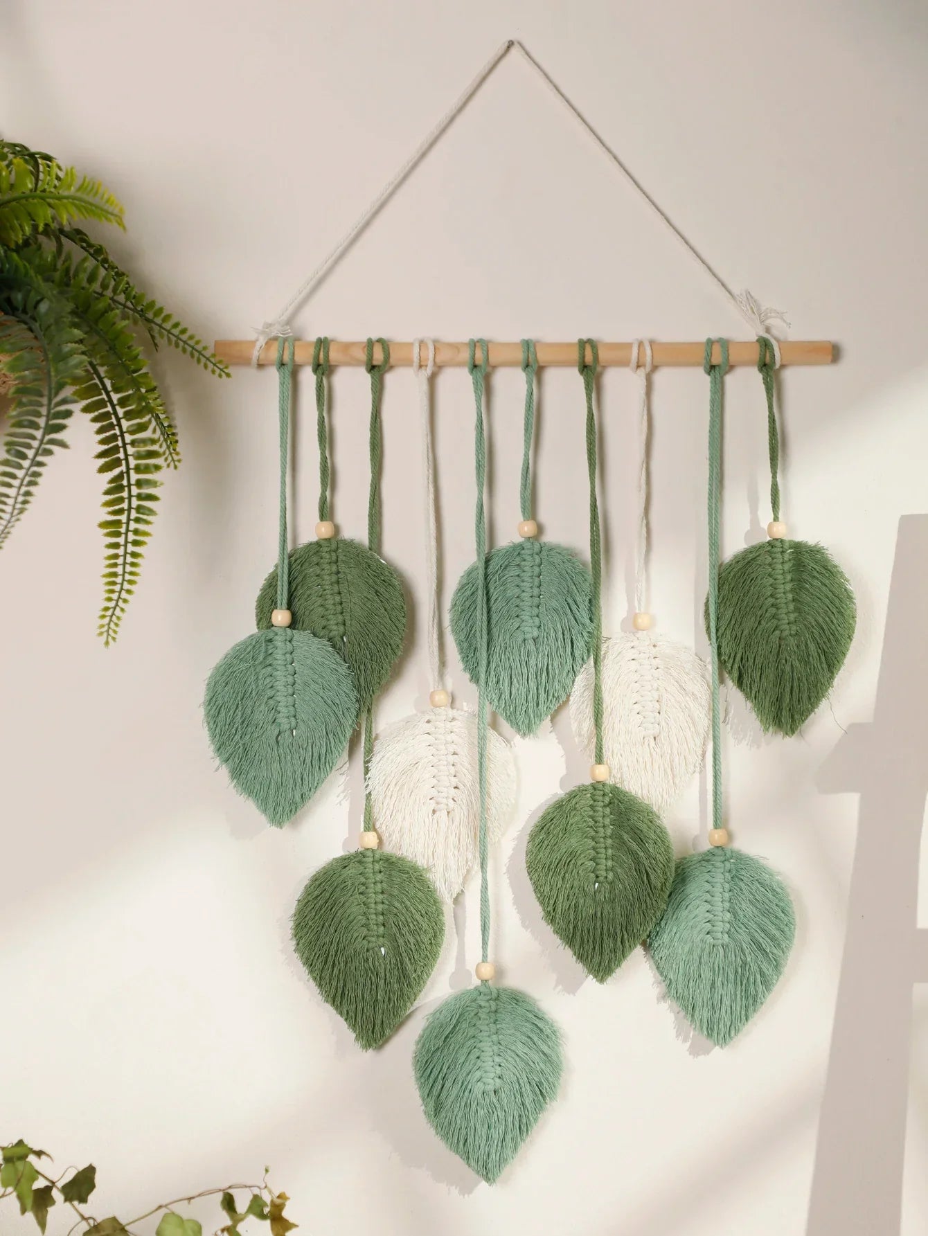 DecorBites™ Leaf Macrame Tapestry Brown Green Wall Tapestry Boho Home Decoration Macrame Wall Hanging Home Living Room Decors Aesthetic Gift