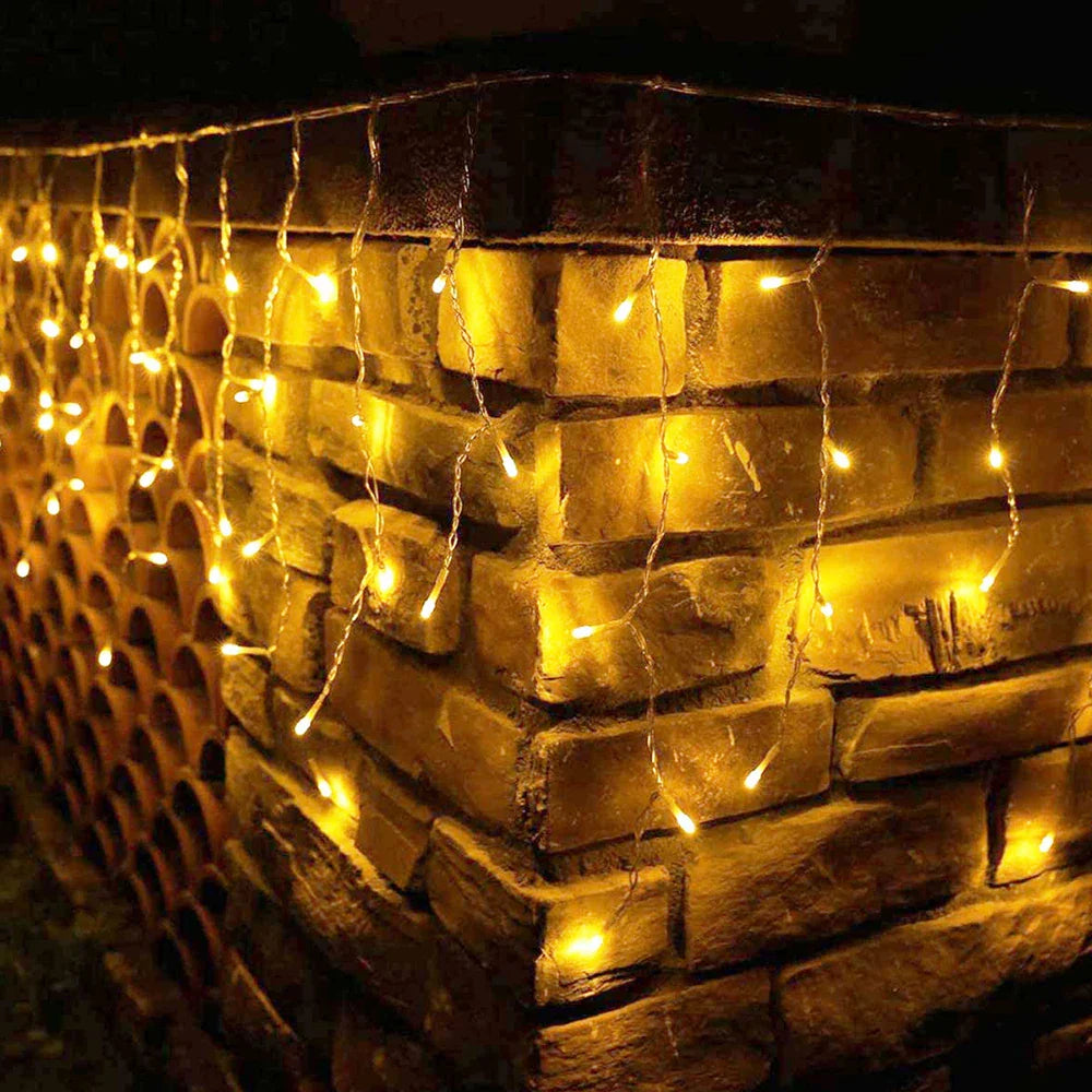DecorBites™ LED Icicle String Lights - Outdoor Holiday Decor