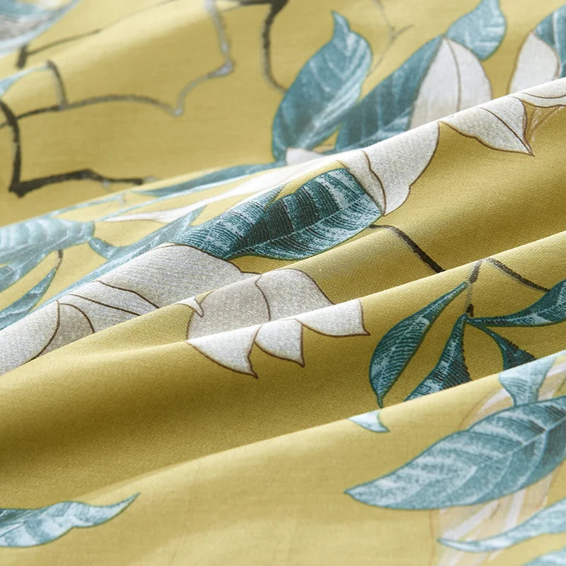 DecorBites™ Luxury Flamingo Leaf Bedding Set | Cotton | Queen & King Size