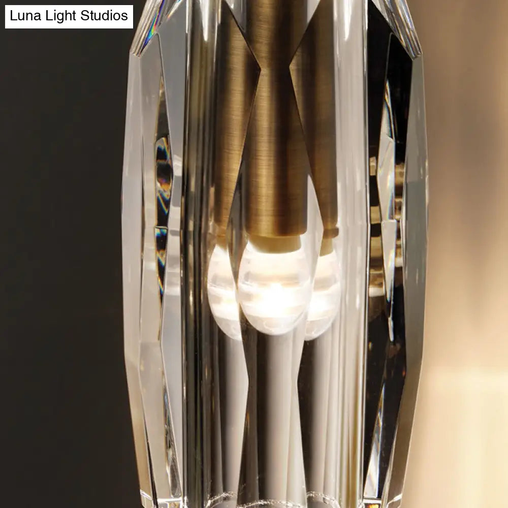 DecorBites™ Minimalist Single Light Brass Wall Mounted Sconce Lamp with Clear Crystal Facets