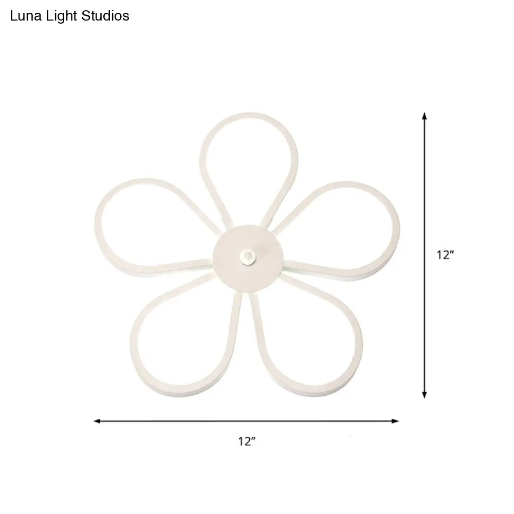 DecorBites™ Modern Acrylic Flower Wall Mounted LED Sconce Light in Warm/White for Dining Room
