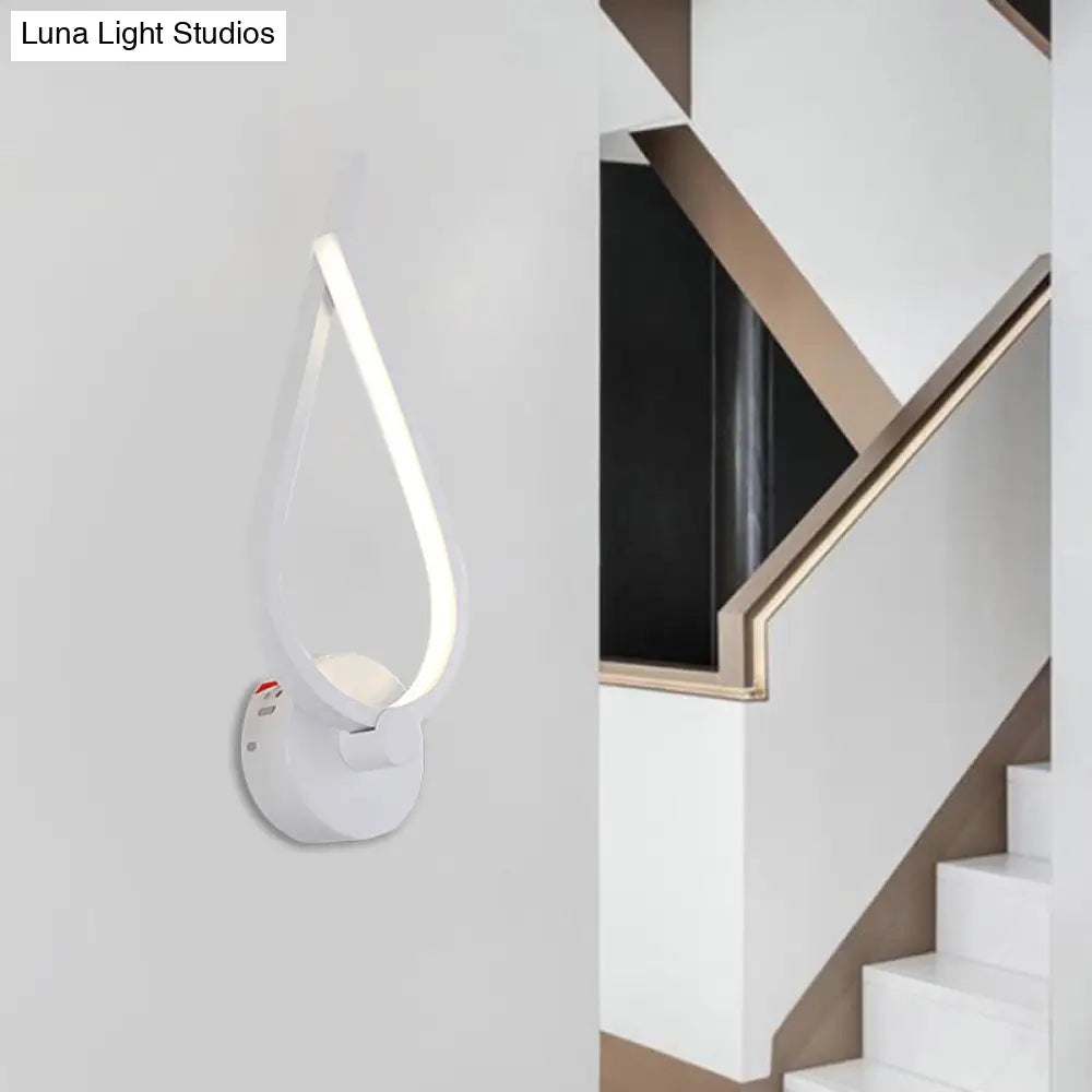 DecorBites™ Modern Black/White LED Metal Kink Linear Wall Light for Corridors - Wall Mounted Lamp