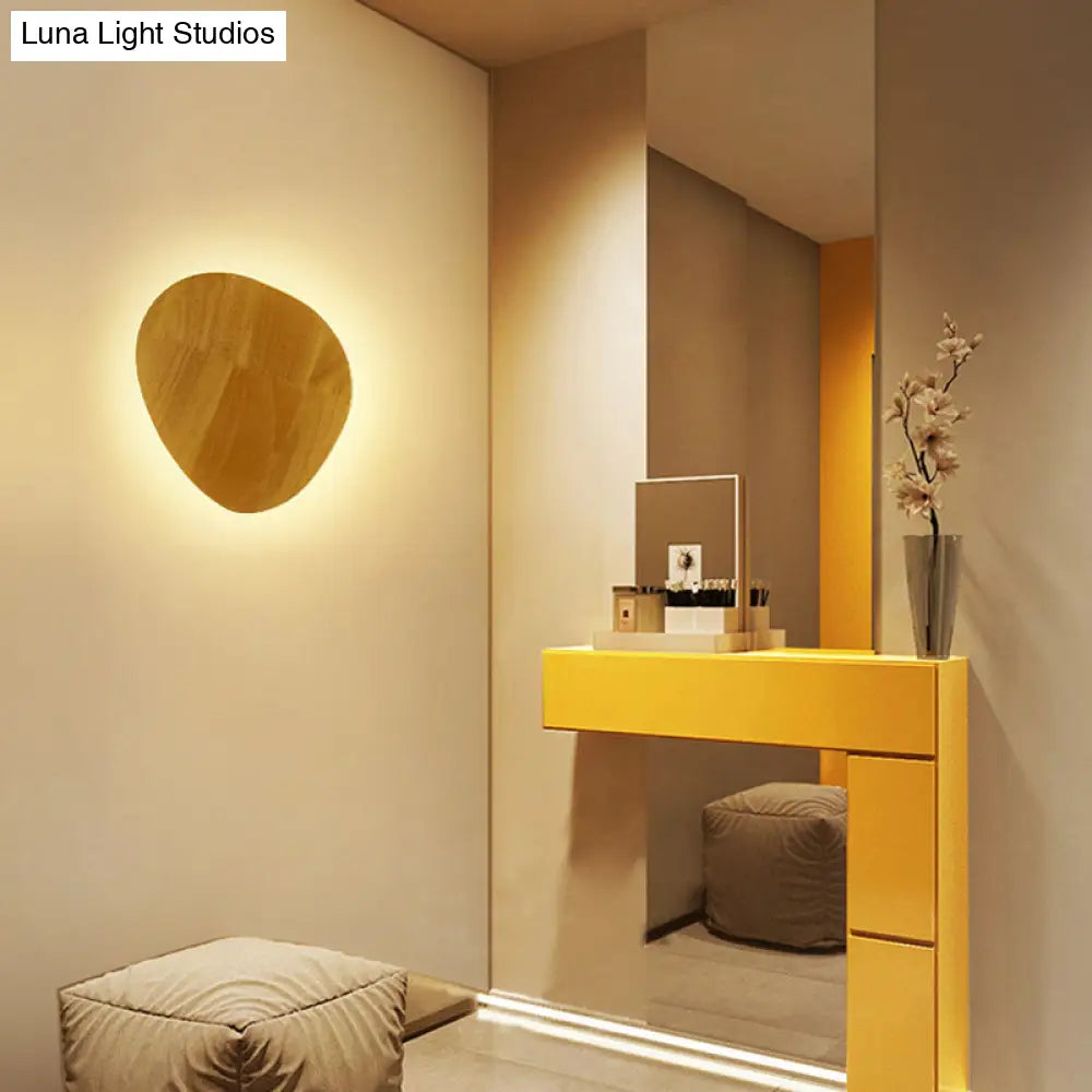 DecorBites™ Modern LED Wood Wall Sconce in Beige - Stylish Geometric Living Room Light Fixture