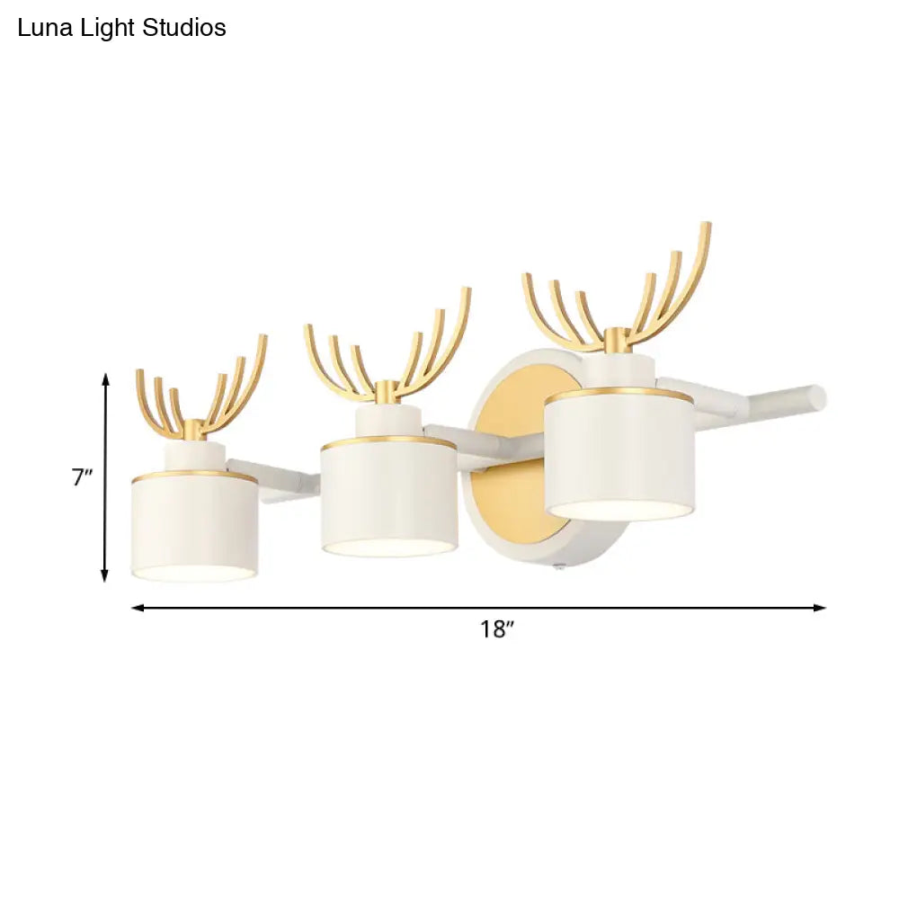 DecorBites™ Modernist Elk Design 3-Head Metal Wall Sconce in White for Living Room Lighting