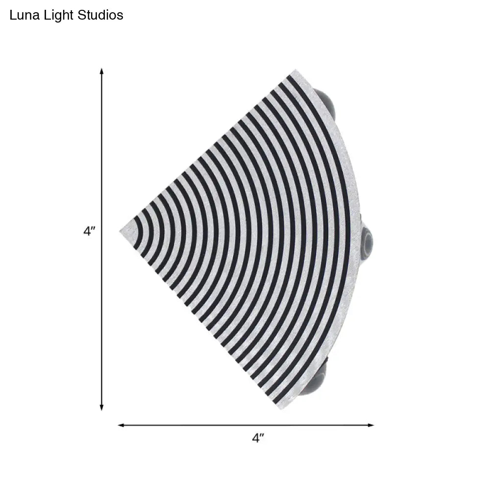 DecorBites™ Modernist WIFI Metal LED Wall Lamp in Black/Silver with Colorful Lights
