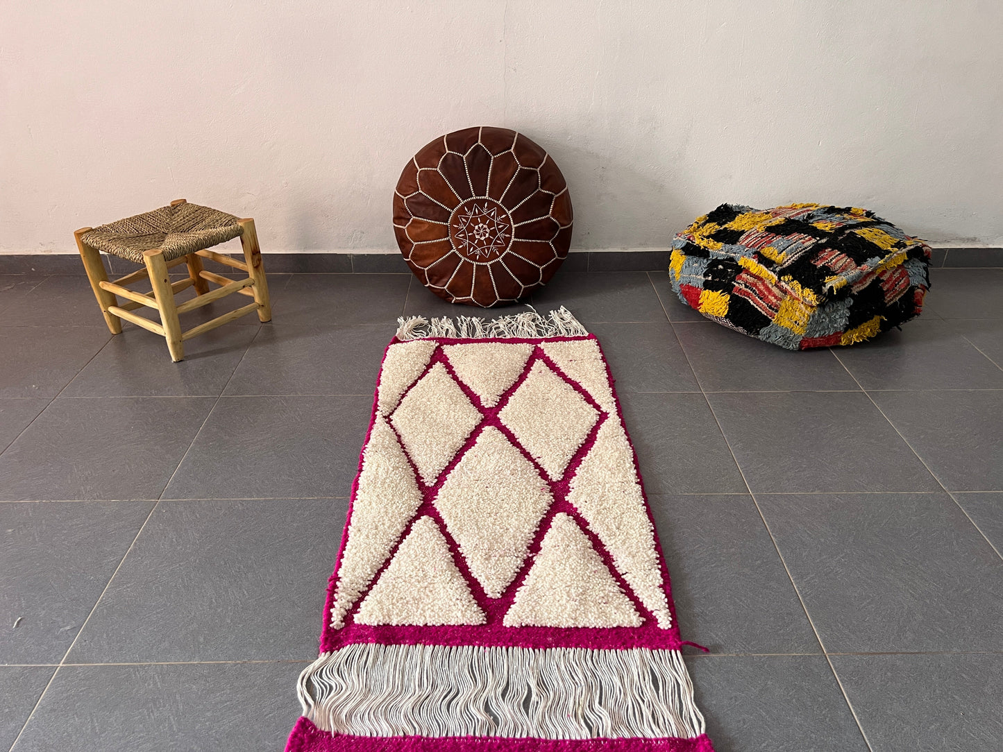 DecorBites™ Moroccan Handmade Small Beni Ouarain rug 1m / 70cm