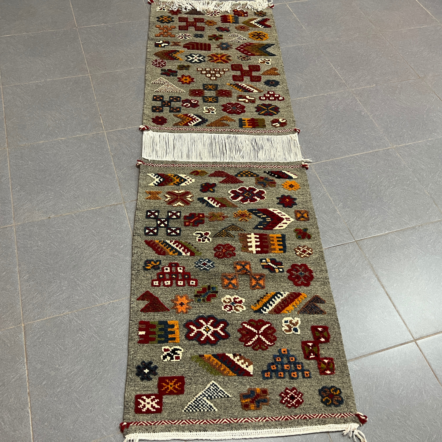 DecorBites™ Moroccan Handmade Taznakht Rug - 110 x 70 cm