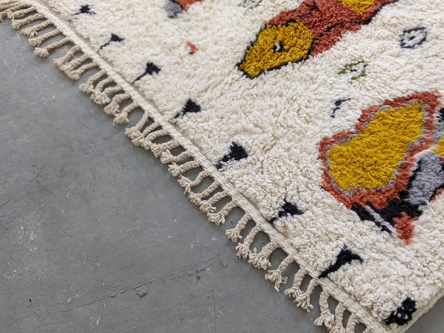 DecorBites™ Moroccan Handmade Traditional Azilal Carpet 242 X 154 Cm