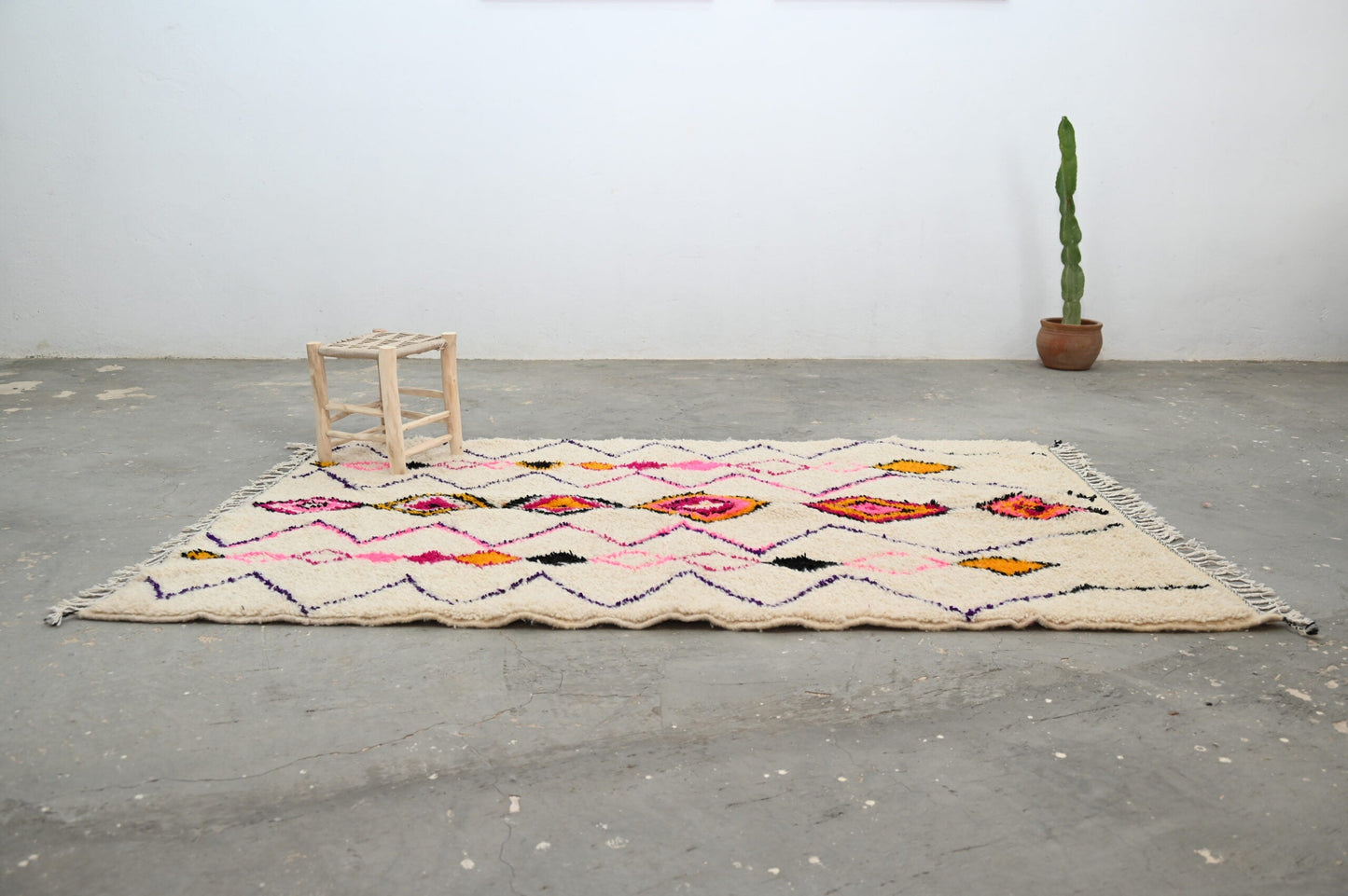 DecorBites™ Moroccan Handmade Traditional Azilal Rug 251 X 162 Cm