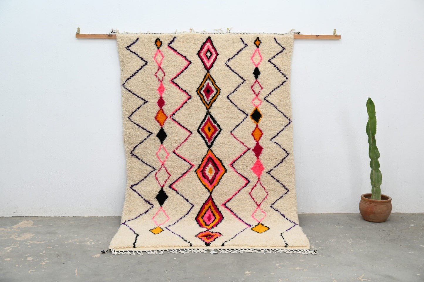 DecorBites™ Moroccan Handmade Traditional Azilal Rug 251 X 162 Cm