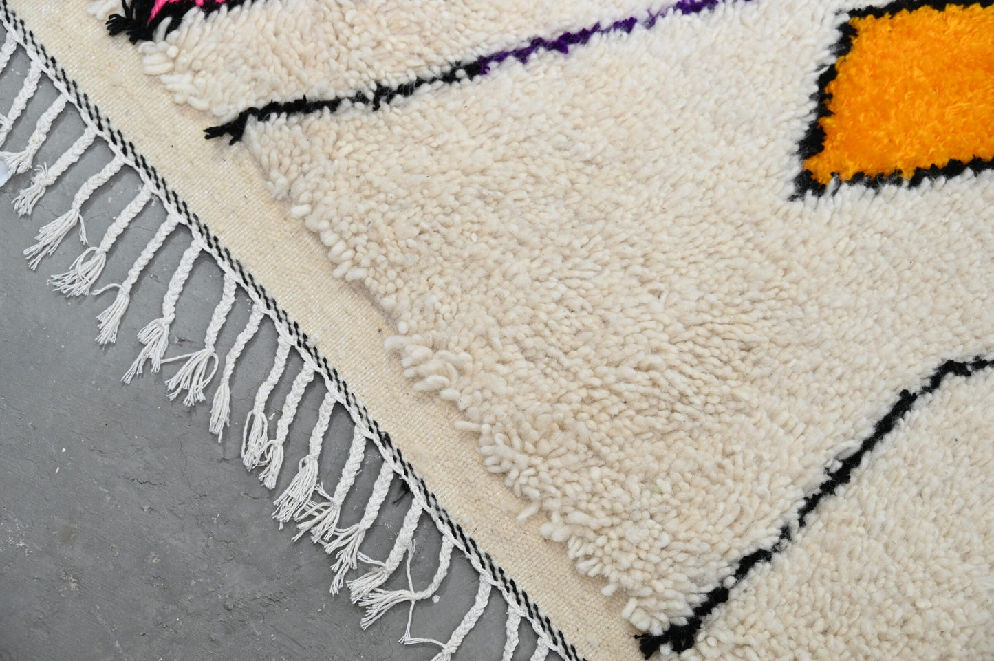 DecorBites™ Moroccan Handmade Traditional Azilal Rug 251 X 162 Cm