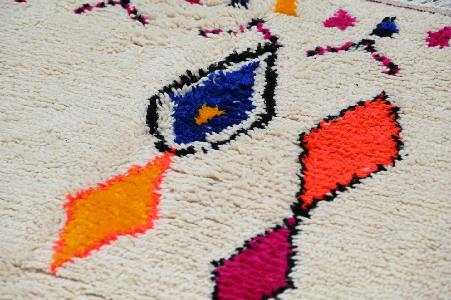 DecorBites™ Moroccan Handmade Traditional Azilal Rug 260 X 148 Cm